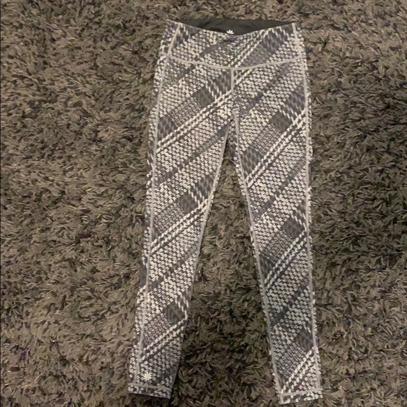 Athleta Pants - Patterned Workout Leggings